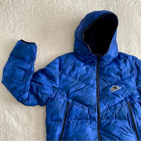 Nike Men's Blue Hooded Duck Down Puffer Jacket Winter Coat Large Zipped Pockets - Picture 2 of 9